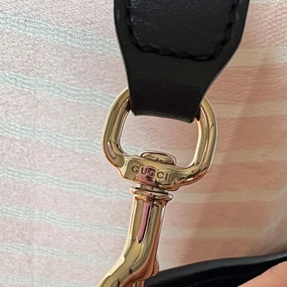 Gucci GG Supreme Sherry Line Messenger Bag - Picture 15 of 16